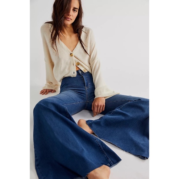 Free People • just float on flare wide bell bottoms sz 27 - Picture 2 of 8